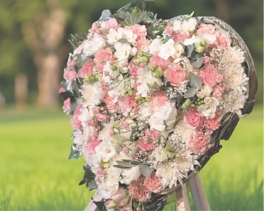 Zehner Bestattungen Blumenschmuck Bestattung